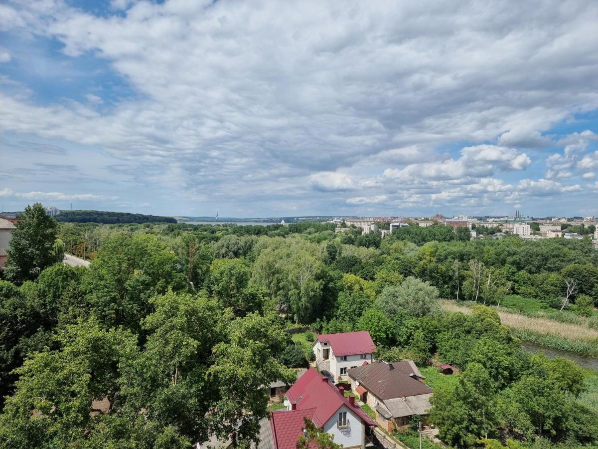 Світло Цілодобово Просторі Апартаменти Біля Гідропарку Топільче 捷尔诺波尔 外观 照片